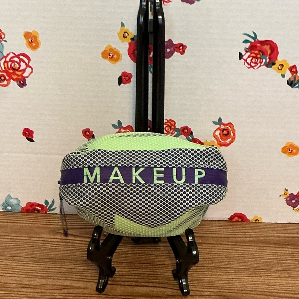 Mesh Milk Cosmetic Bag